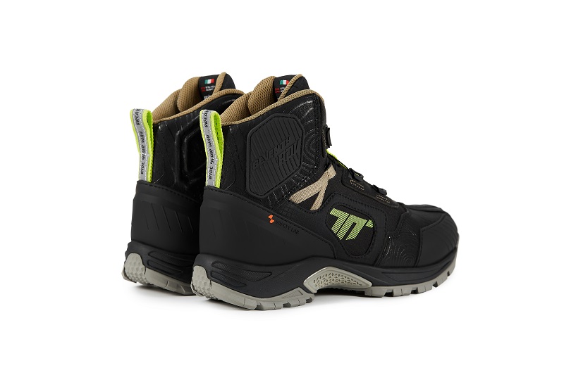 Seventy Degrees zapatilla moto BA7 Stelvio Low amarilla - Imagen 2